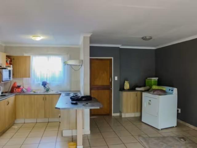 House for rent in Waterkloof, Gauteng
