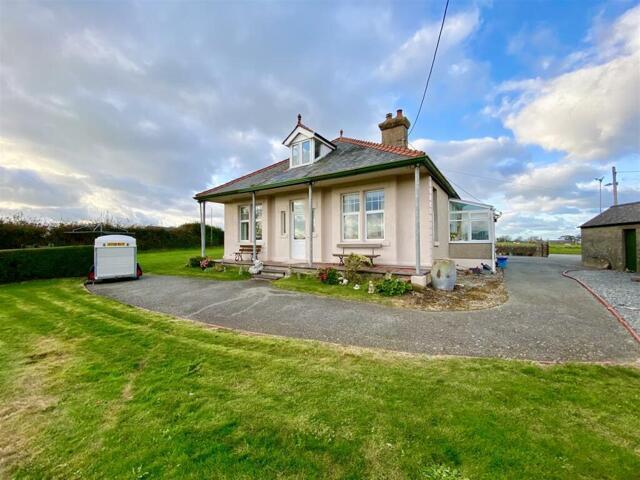 House for sale in Morfa Nefyn, Wales