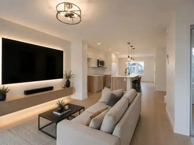 House for rent in Wedgewood, Alberta