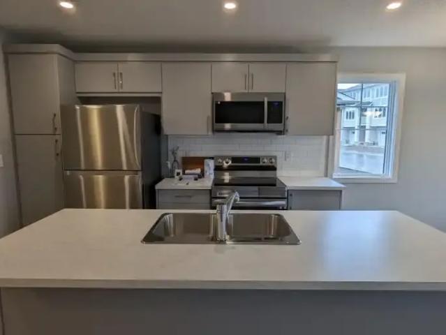 House for rent in Wedgewood, Alberta