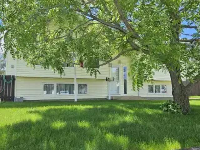 House for rent in Wedgewood, Alberta