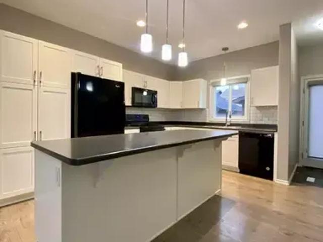 House for rent in Wedgewood, Alberta