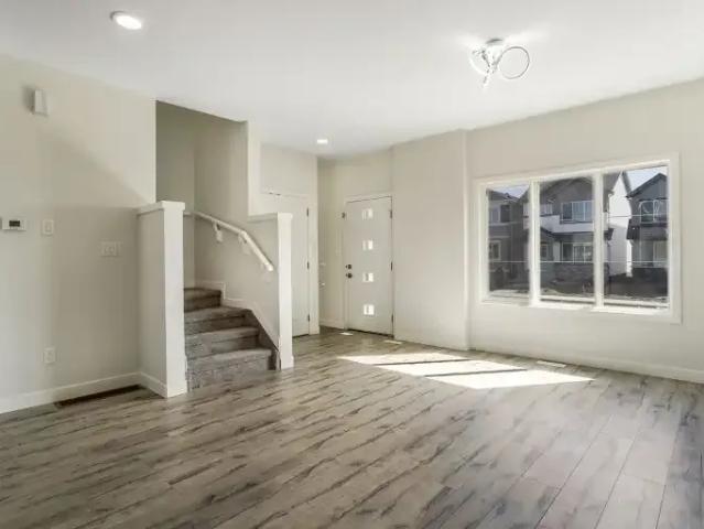 House for rent in Wedgewood, Alberta
