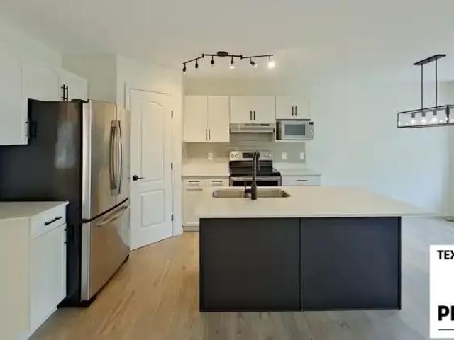 House for rent in Wedgewood, Alberta