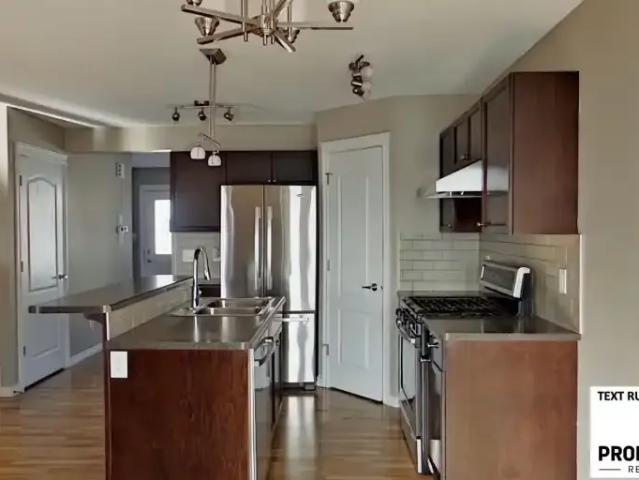 House for rent in Wedgewood, Alberta