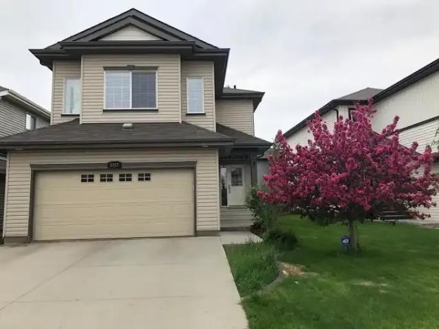 House for rent in Wedgewood, Alberta