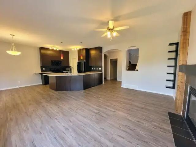 House for rent in Wedgewood, Alberta