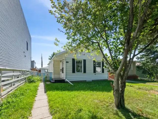 House for rent in Wedgewood, Alberta