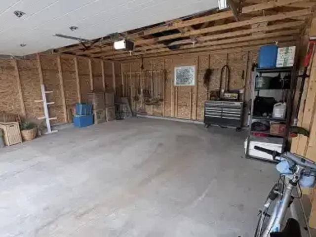 House for rent in Lewis Estates, Edmonton