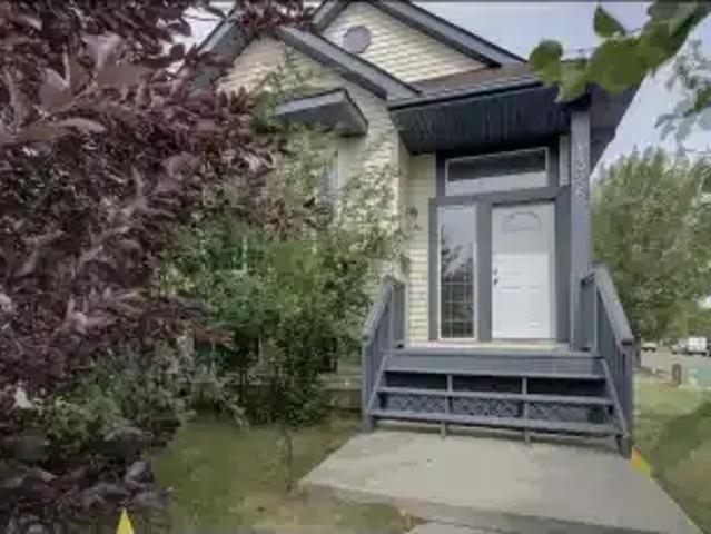 House for rent in Wedgewood, Alberta