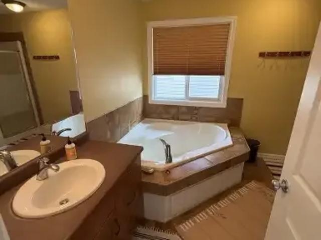 House for rent in Hodgson, Edmonton