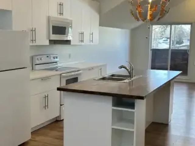 House for rent in Wedgewood, Alberta