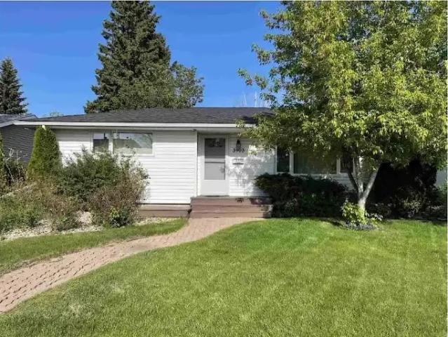 House for rent in Wedgewood, Alberta