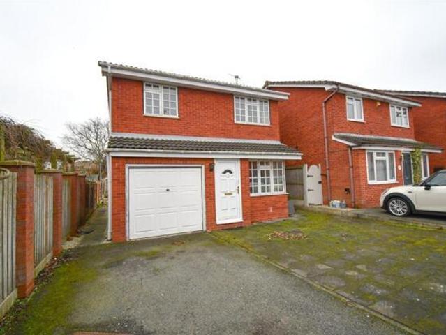 House for sale in Elton