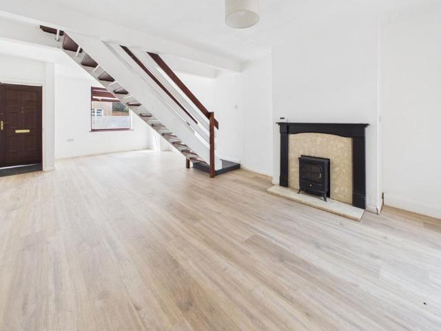 House for rent in New Bilton