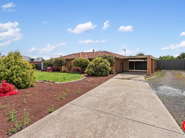 House for sale in Epsom, Bendigo