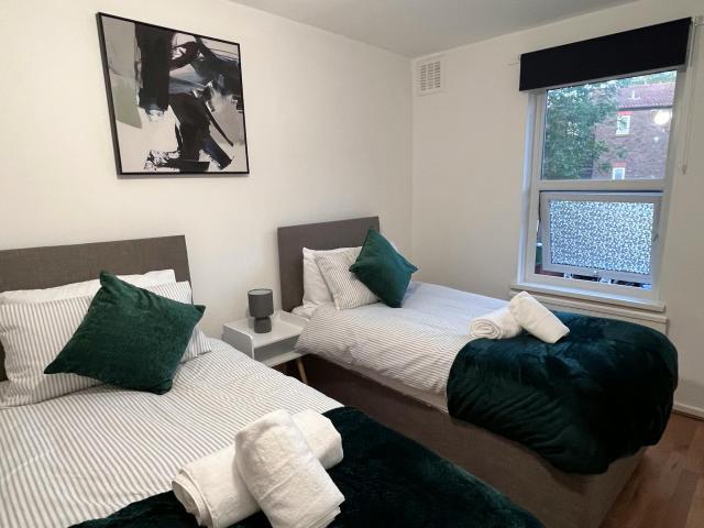 House for rent in Belvedere, Greater London