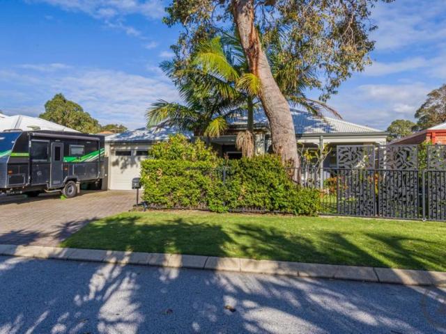 House for sale in Parklands, Western Australia