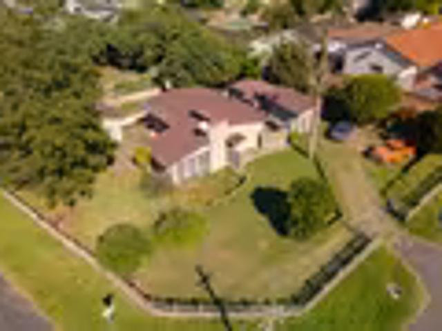 House for sale in Queensburgh, Kwazulu-natal