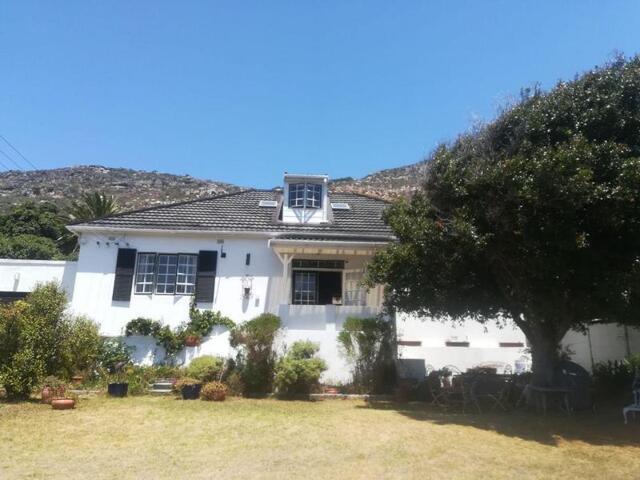 House for sale in Fish Hoek, Western Cape