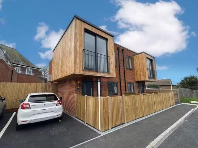 House for rent in Clapham Junction, Cat Hill