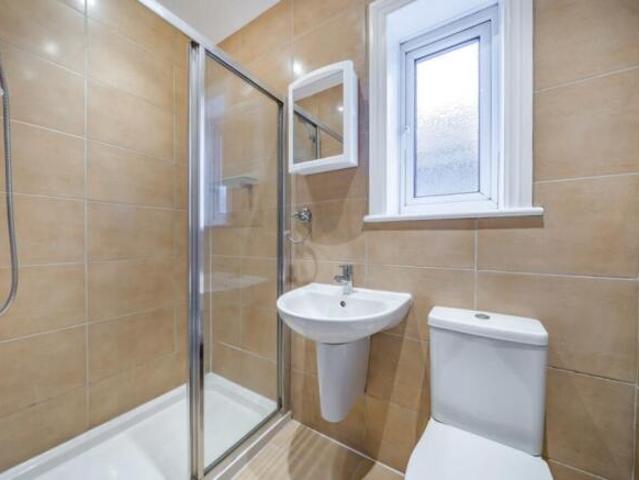 House for rent in Cat Hill