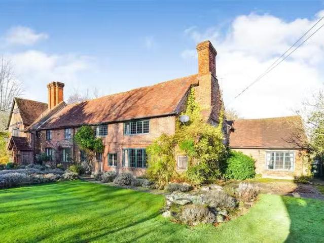 House for rent in Westborough, Surrey