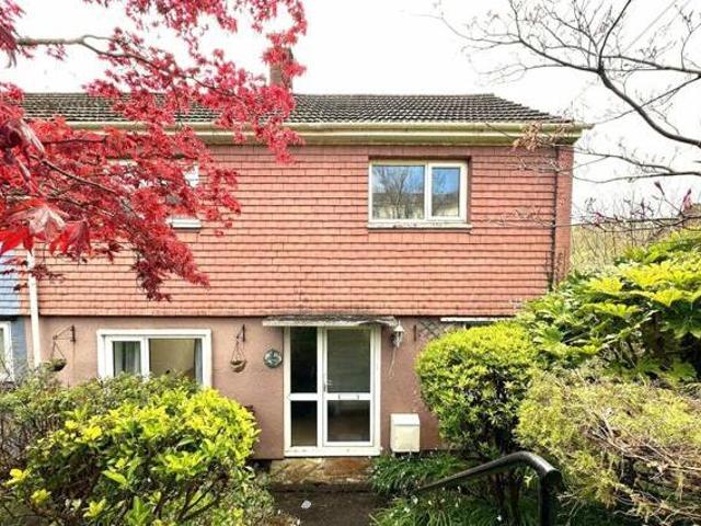 House for rent in Follaton, Strode