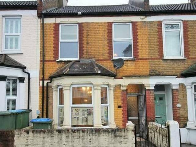 House for rent in Lyons, Greater London