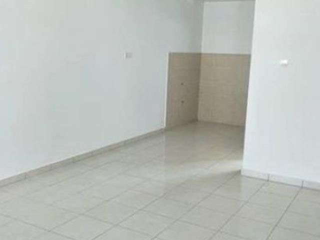 House for rent in Malaka