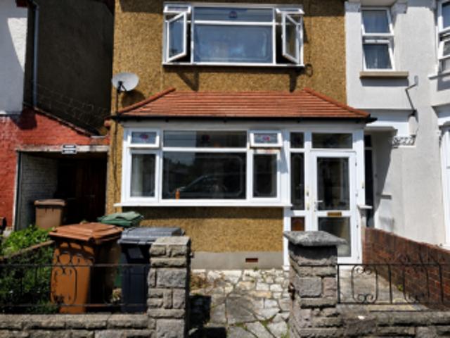 House for rent in Cat Hill