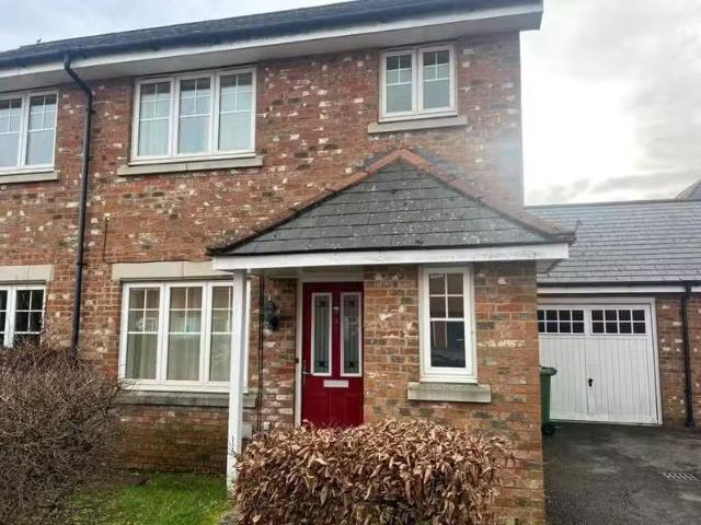 House for rent in Idole, Wales