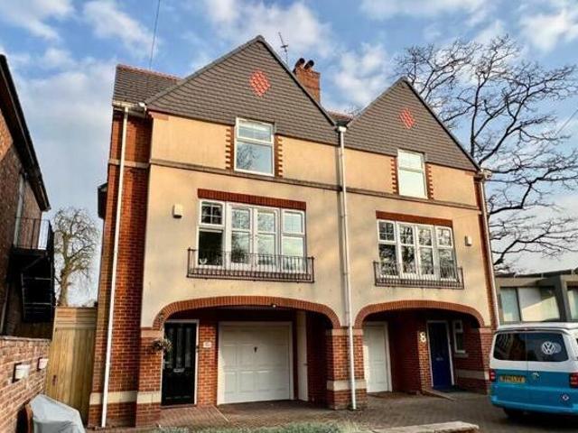 House for rent in Lyons, Greater London