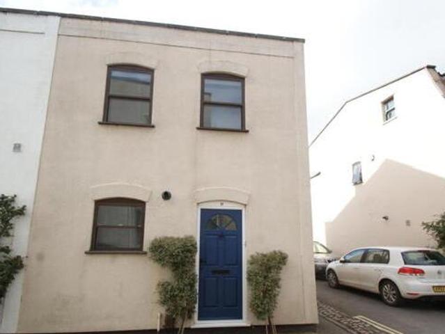 House for rent in Lyons, Greater London