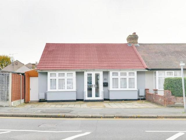 House for rent in Collier Row, Greater London