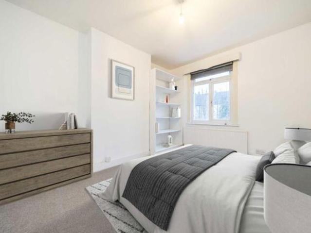 House for rent in Tooting Graveney, Greater London