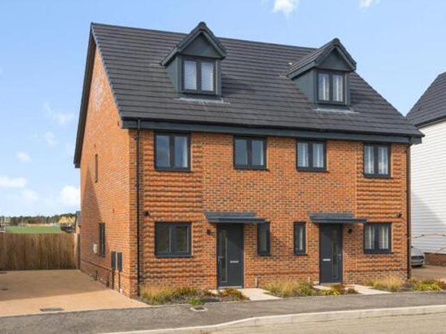 House for rent in Crowthorne
