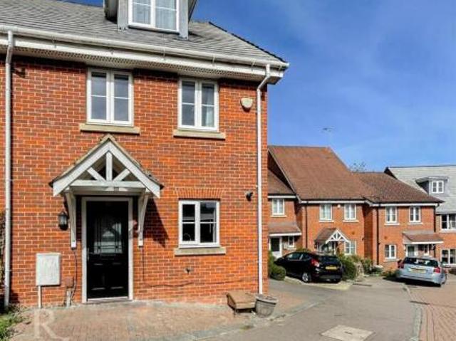 House for rent in Shinfield