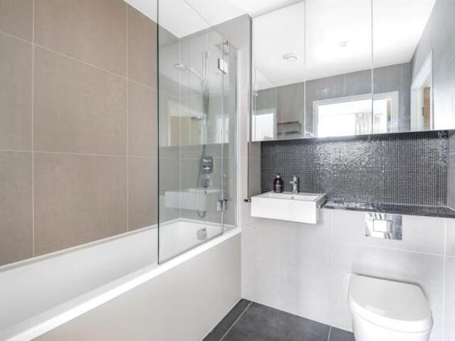 House for rent in Greenwich Peninsula, Greater London