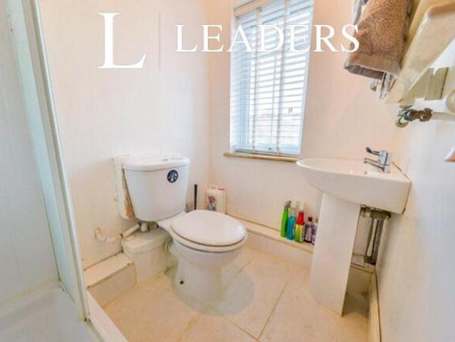 House for rent in Five Acres, Hertfordshire