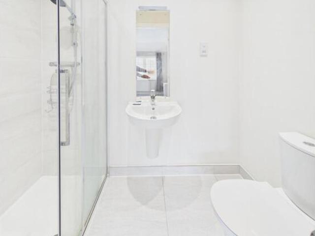 House for rent in Caldermill, East Midlands