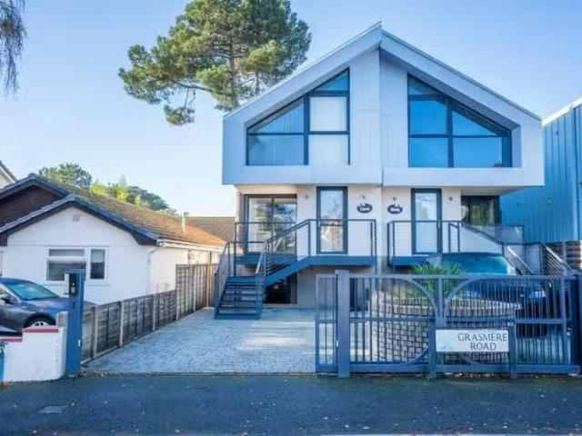 House for rent in Sandbanks, Poole