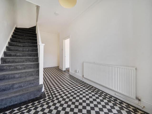 House for rent in Cat Hill