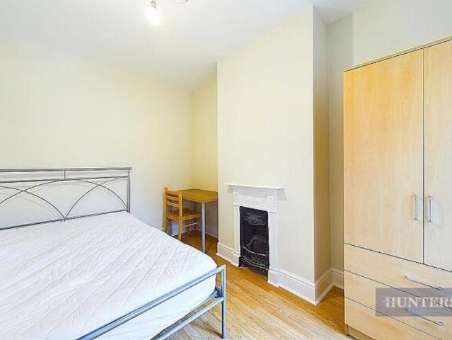 House for rent in The Polygon, City Of Southampton
