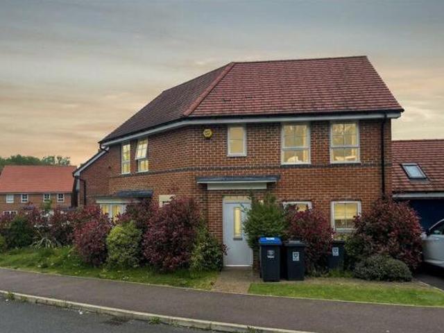 House for rent in Maylands, Pouchen End