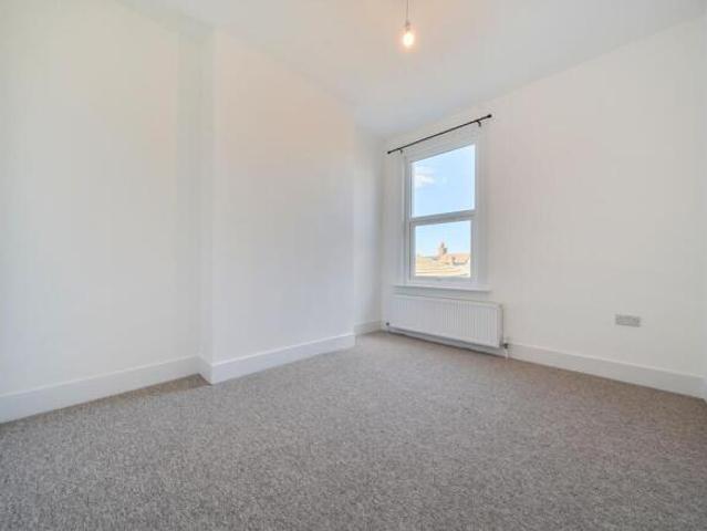 House for rent in Cat Hill