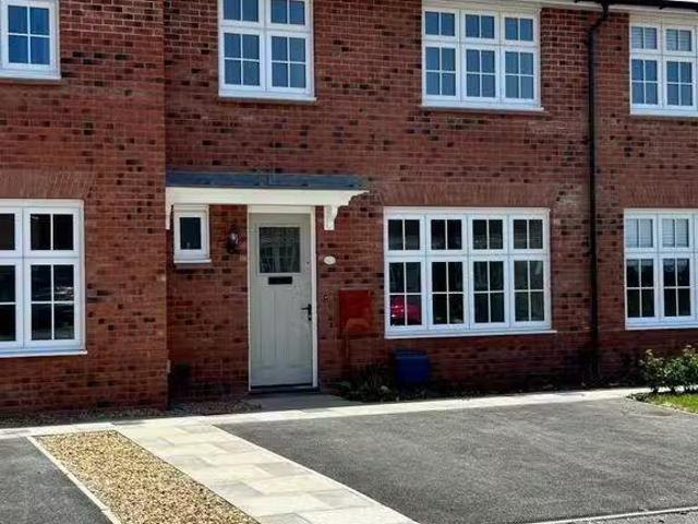 House for rent in Rossmore, Cheshire