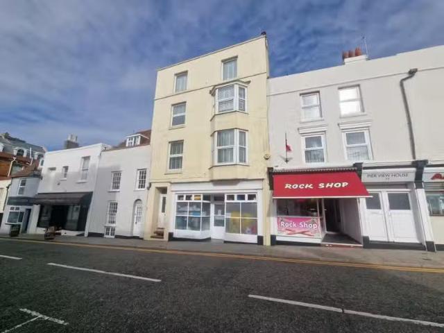 House for rent in Worth, Ash