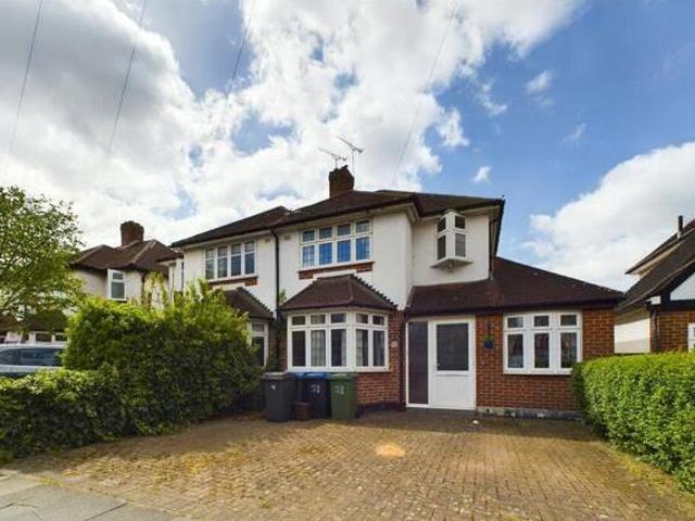House for rent in Kingston Upon Thames, Greater London