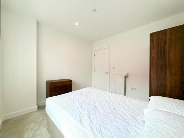 House for rent in Cat Hill